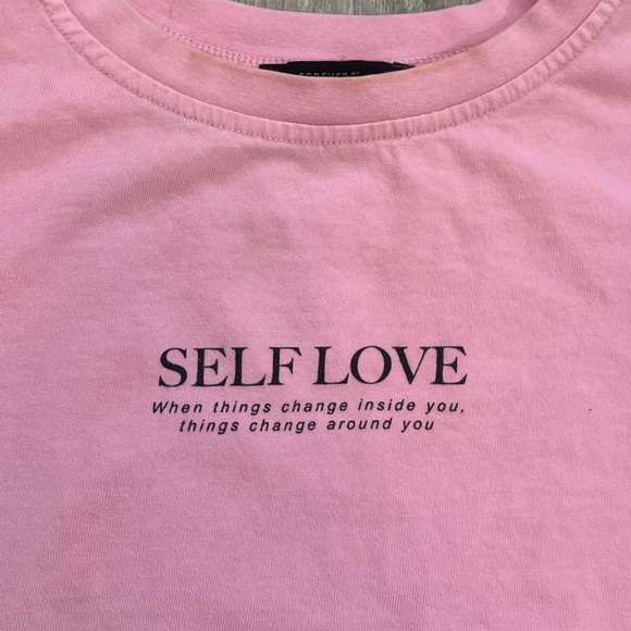 Forever 21 Medium Oversized Relaxed Fit Pink Cropped Self Love Tee Crop Top - Picture 2 of 8